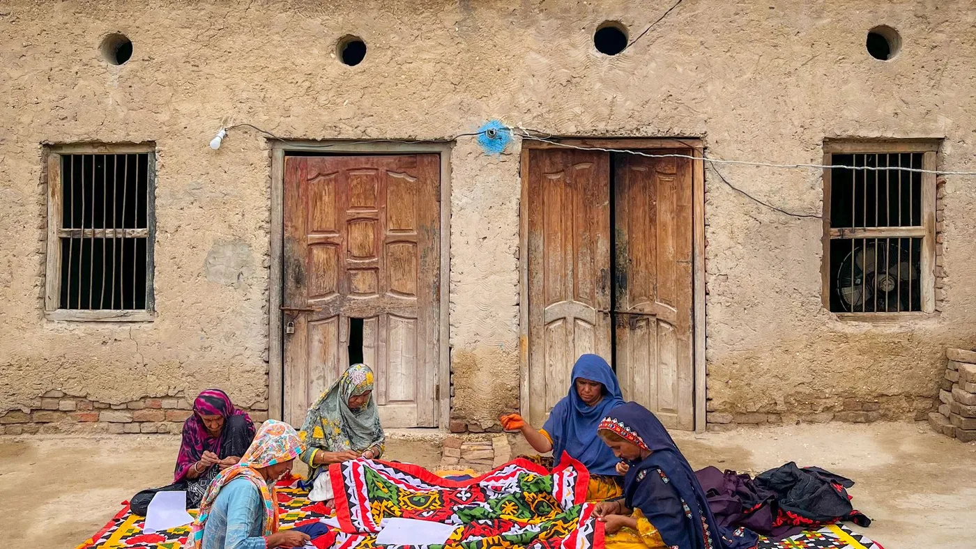 Sindhi Culture, A Complete Guide to Its History, Food, Dress and Traditions